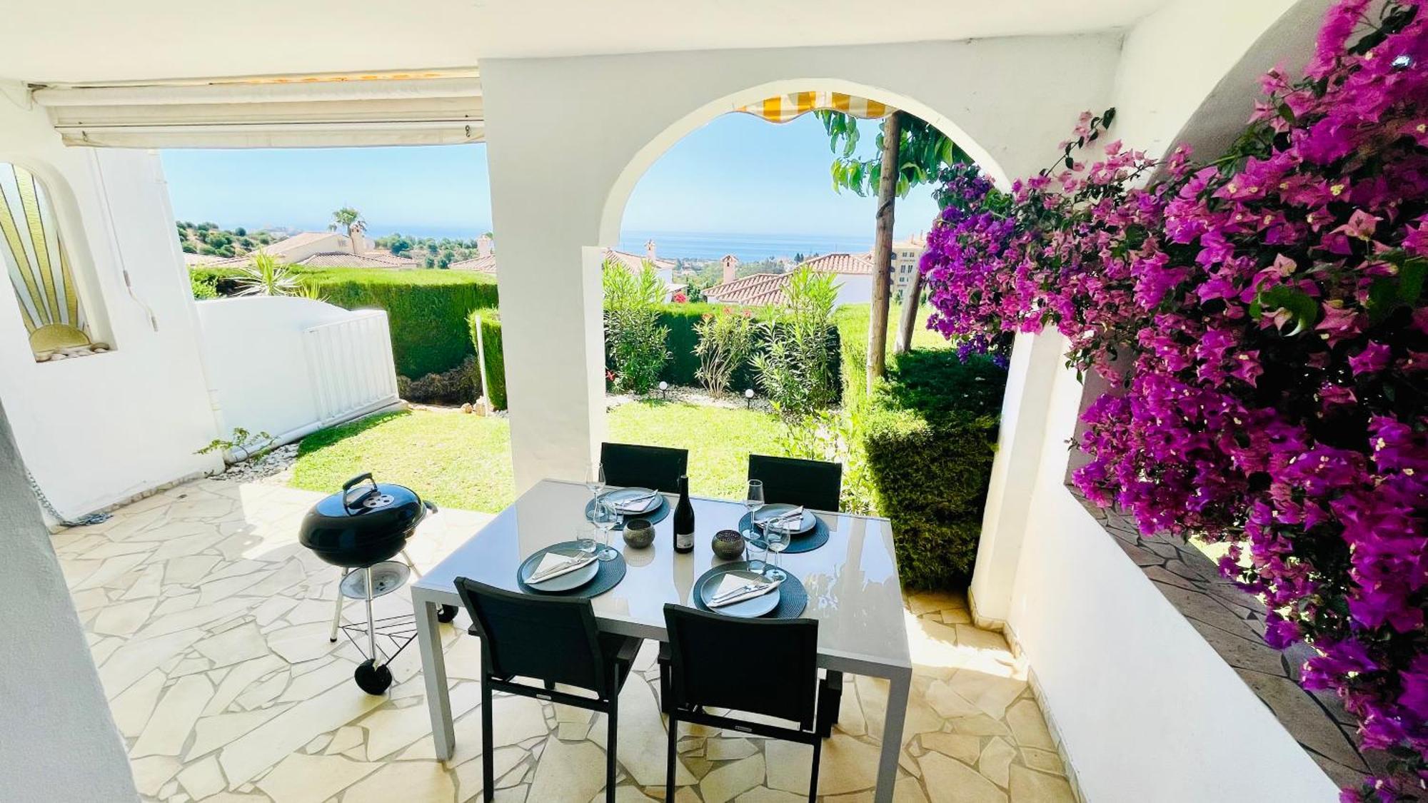 Modern Garden Apartment With A Fantastic Sea View And A Private Garden Ситио-де-Калаонда Экстерьер фото