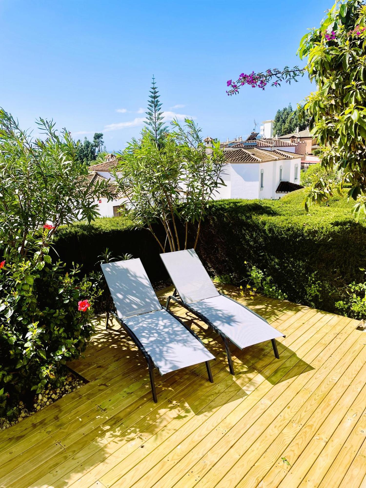 Modern Garden Apartment With A Fantastic Sea View And A Private Garden Ситио-де-Калаонда Экстерьер фото